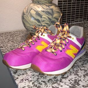 New Balance Tennis Shoes